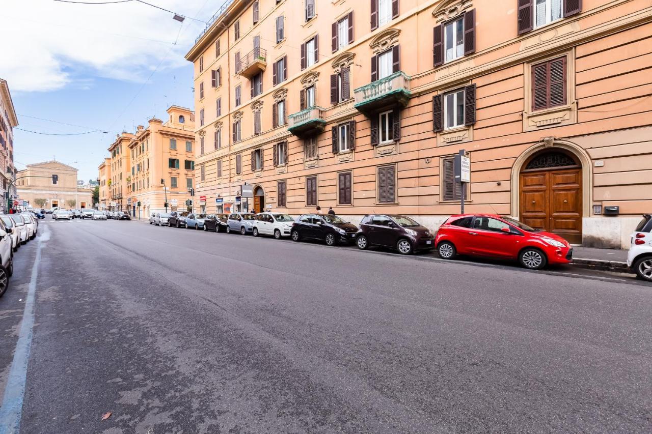 La Casa Di Andrea Ai Musei Vaticani 1 Rome Bagian luar foto
